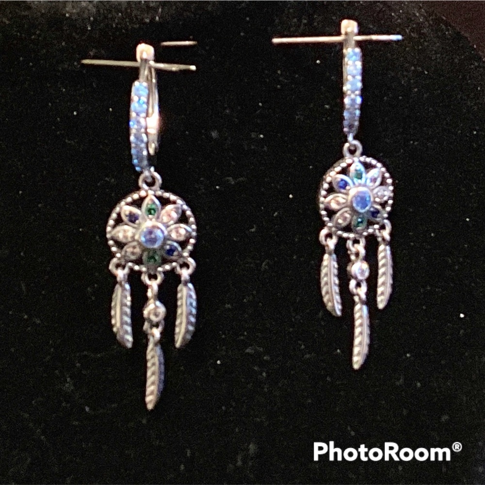 Dreamcather silver and Turquoise Charms with huggies